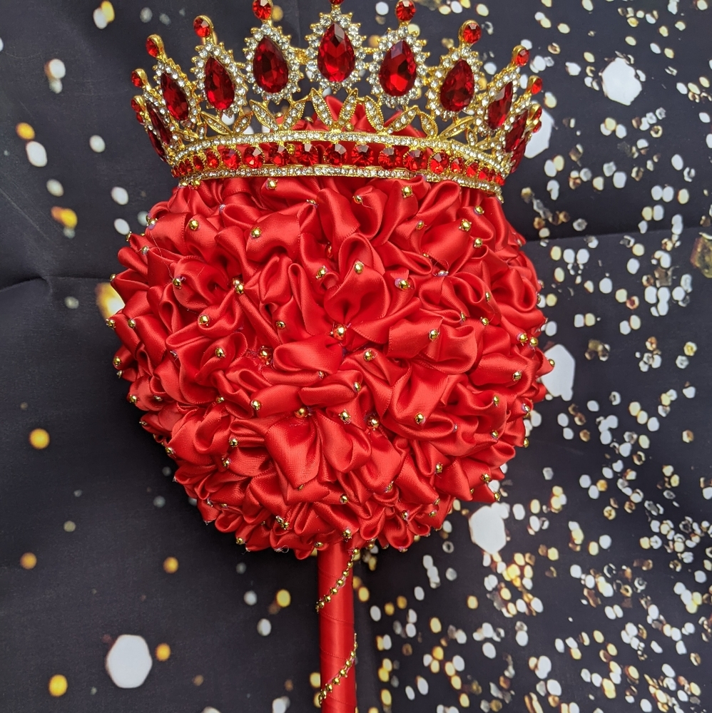 Red and gold bouquet